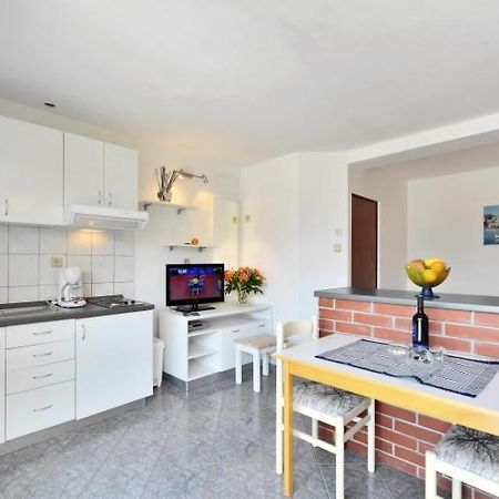 Studio Apartments 4 Two Bol Zewnętrze zdjęcie