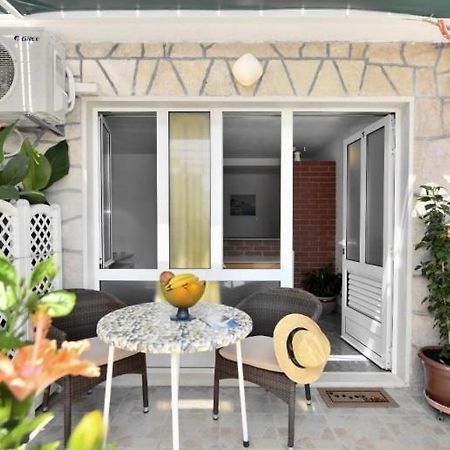 Studio Apartments 4 Two Bol Zewnętrze zdjęcie