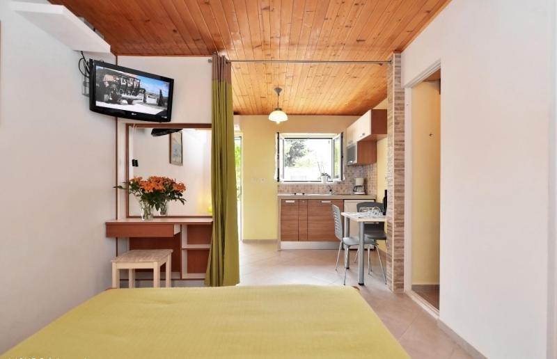 Studio Apartments 4 Two Bol Zewnętrze zdjęcie