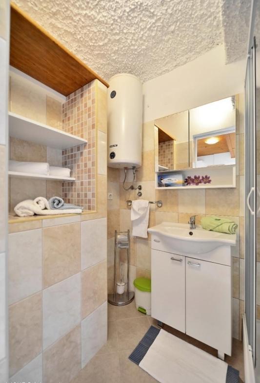 Studio Apartments 4 Two Bol Zewnętrze zdjęcie