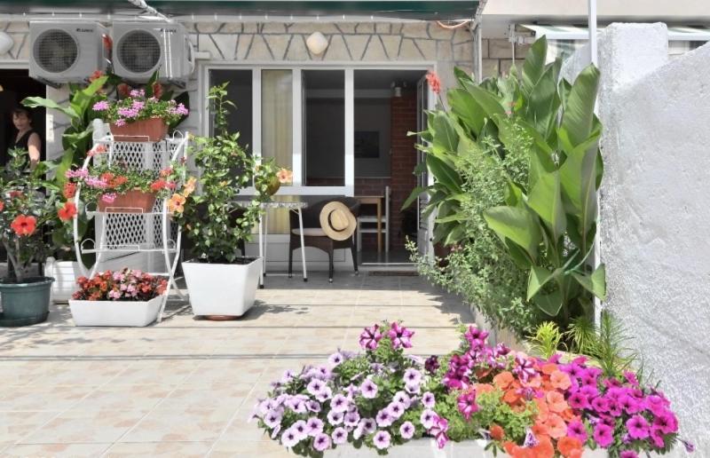Studio Apartments 4 Two Bol Zewnętrze zdjęcie